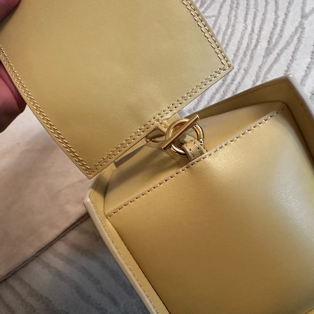 Jacquemus Yellow Crossbody Bag - Picture 10 of 11